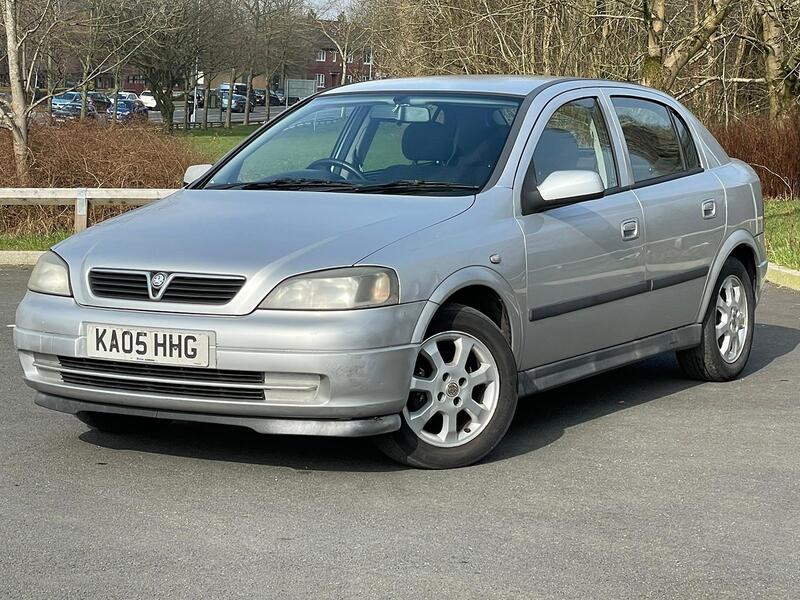 View VAUXHALL ASTRA 1.6 i 16v Enjoy 