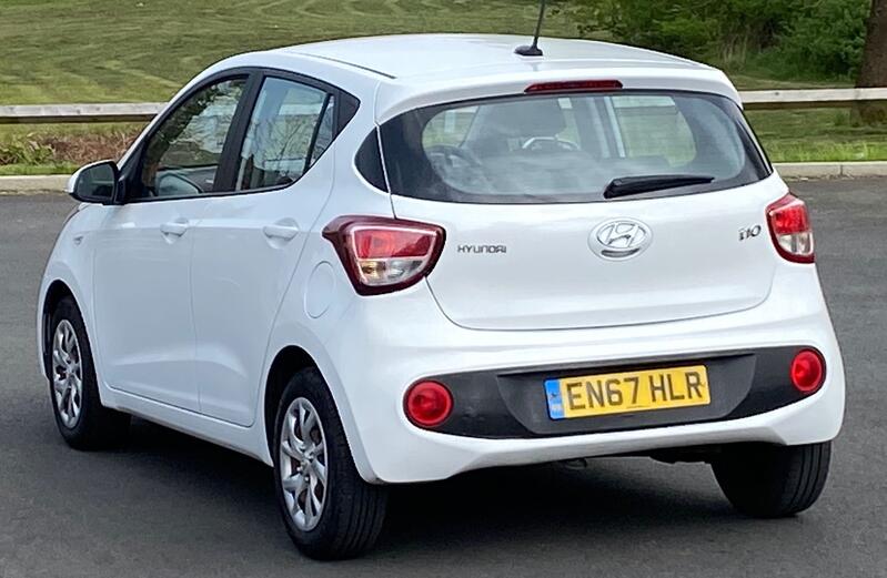 View HYUNDAI I10 1.0 SE